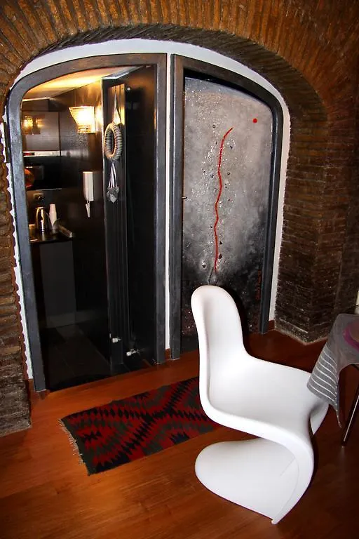 Domus31 - Luxury House In Trastevere Rom 0*,